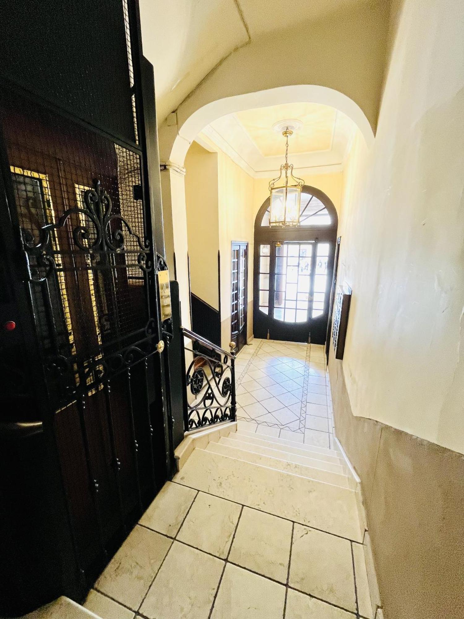 Dplace To Be - Amazing Apartments In Historic Center Madrid Ngoại thất bức ảnh