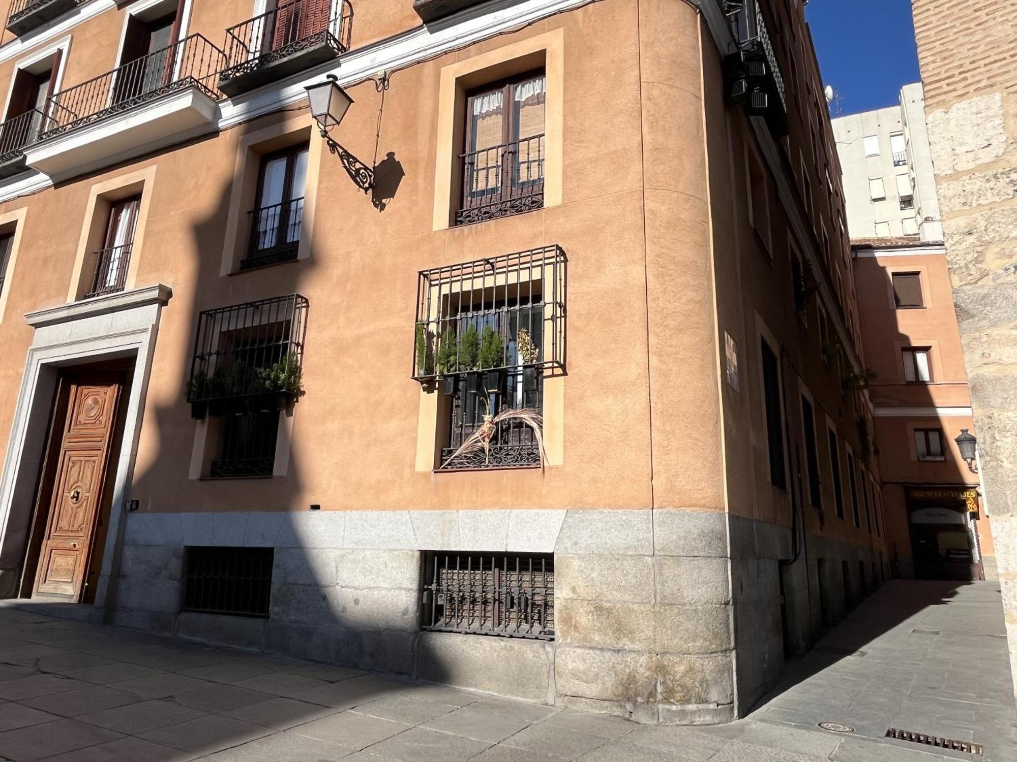 Dplace To Be - Amazing Apartments In Historic Center Madrid Ngoại thất bức ảnh